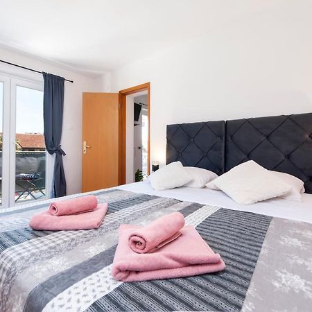 רוביני Apartment Biggy מראה חיצוני תמונה