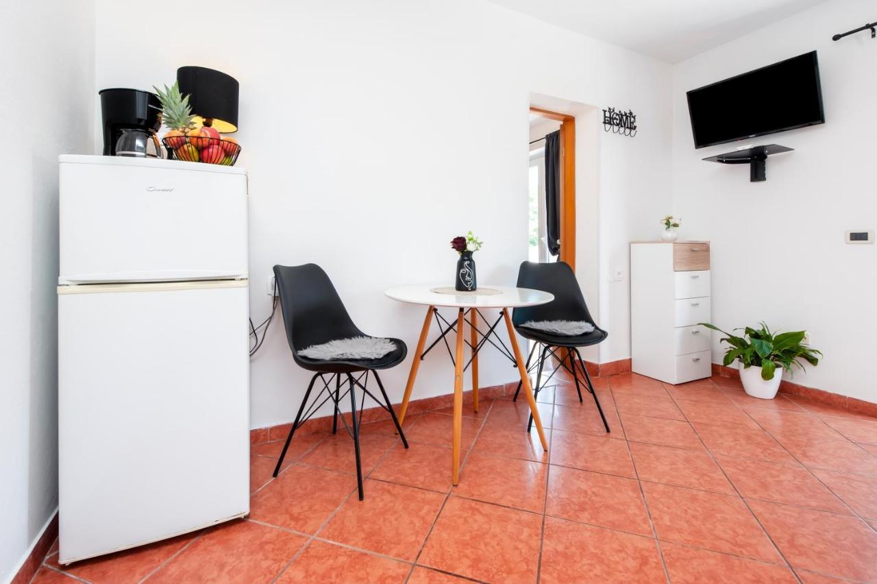 רוביני Apartment Biggy מראה חיצוני תמונה