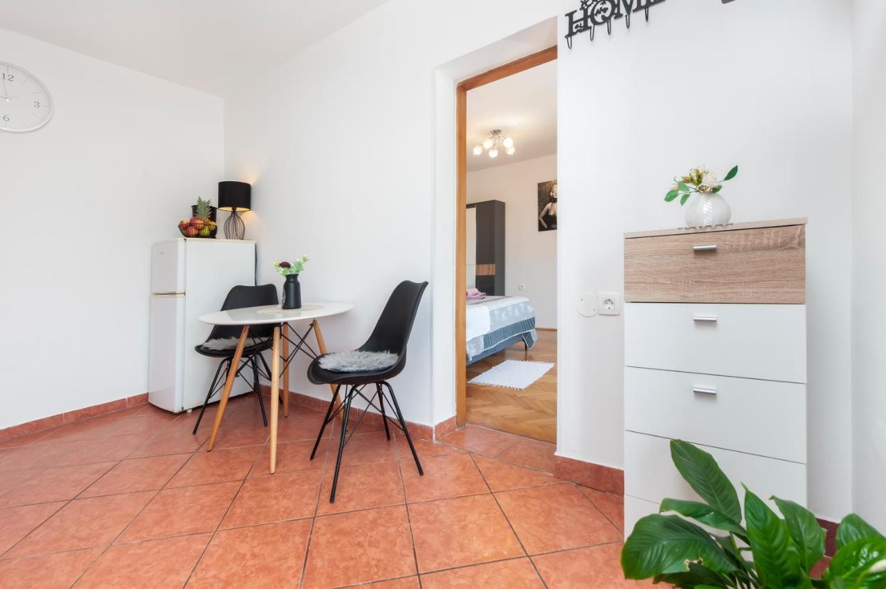 רוביני Apartment Biggy מראה חיצוני תמונה
